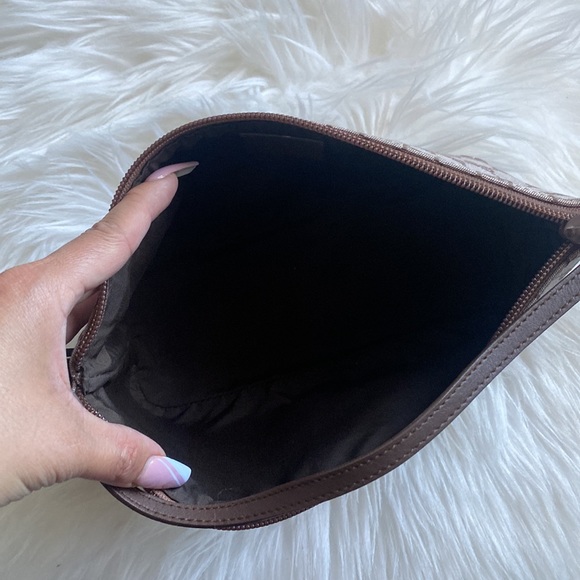 Gucci Purse - Picture 5 of 9